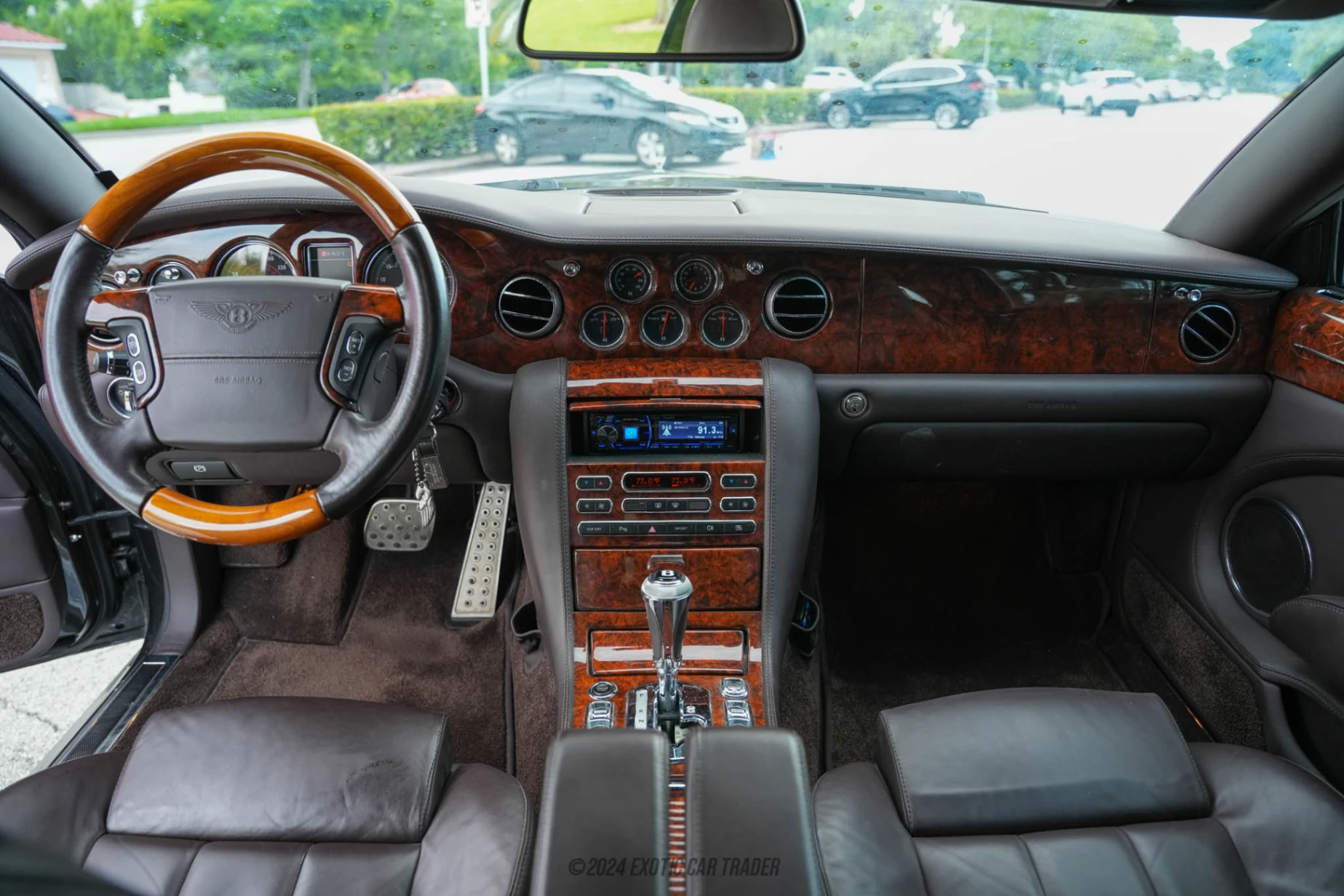 2009 Bentley Brooklands - Interior Photo