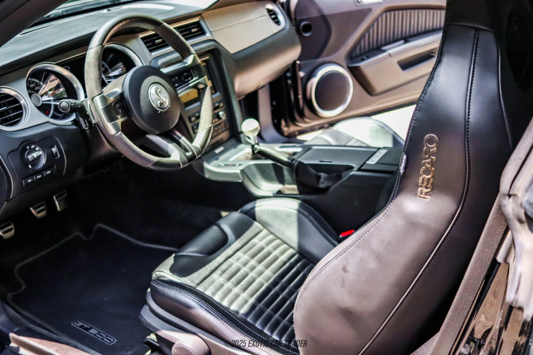 2012 Ford Mustang - Interior Photo