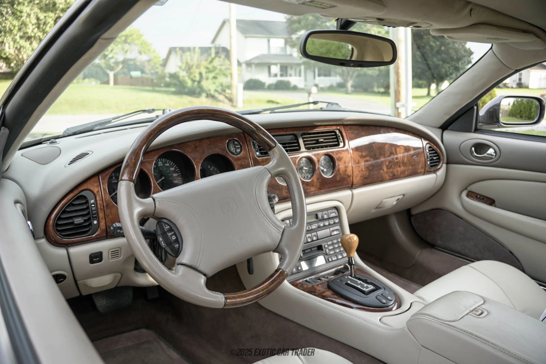 Jaguar XK Jaguar XK - Interior