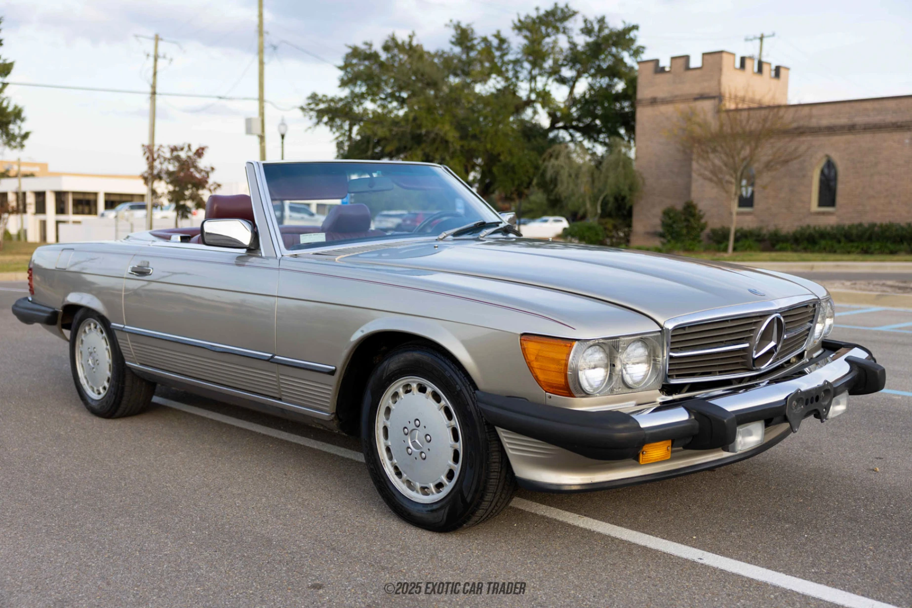 1987 Mercedes-Benz 560SL - Overview Photo