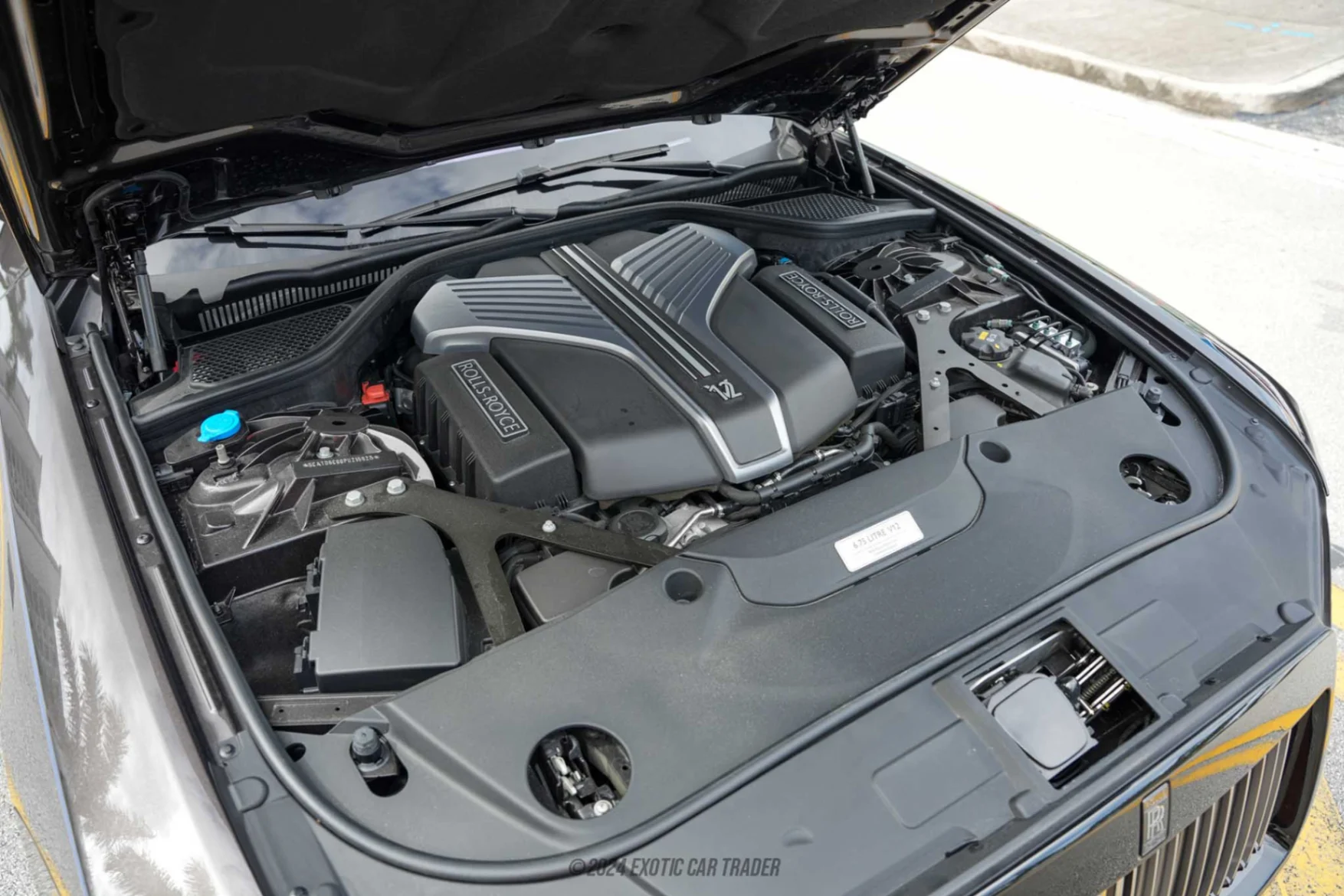 2023 Rolls-Royce Ghost - Engine Photo