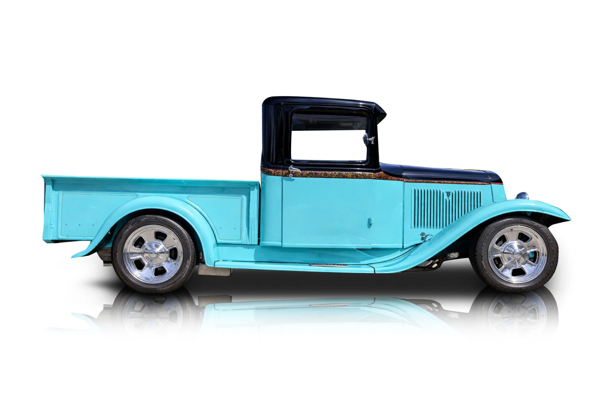 An incredible side shot photo of a Ford Pickup that you should buy.