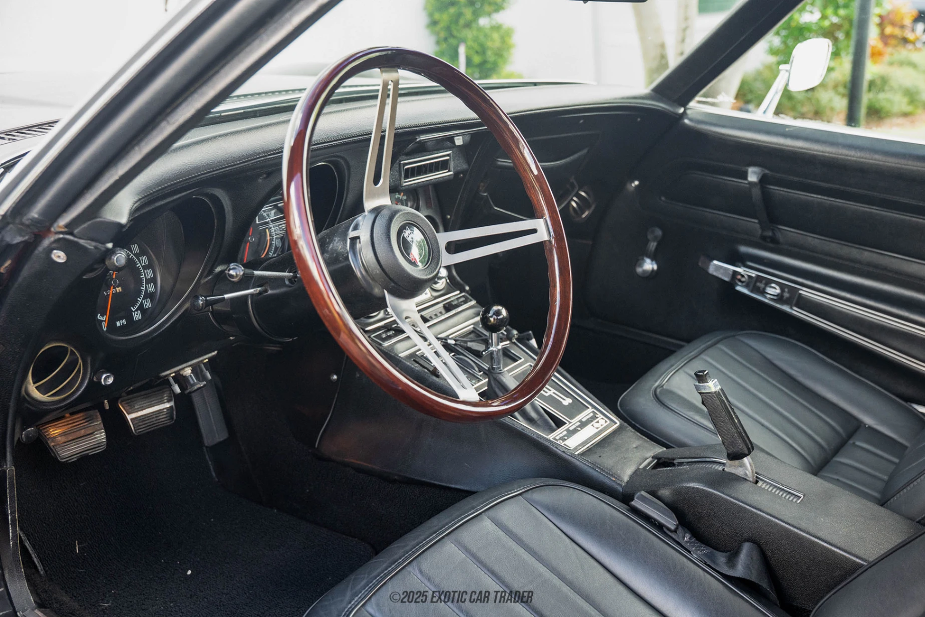 Chevrolet Corvette Chevrolet Corvette - Interior