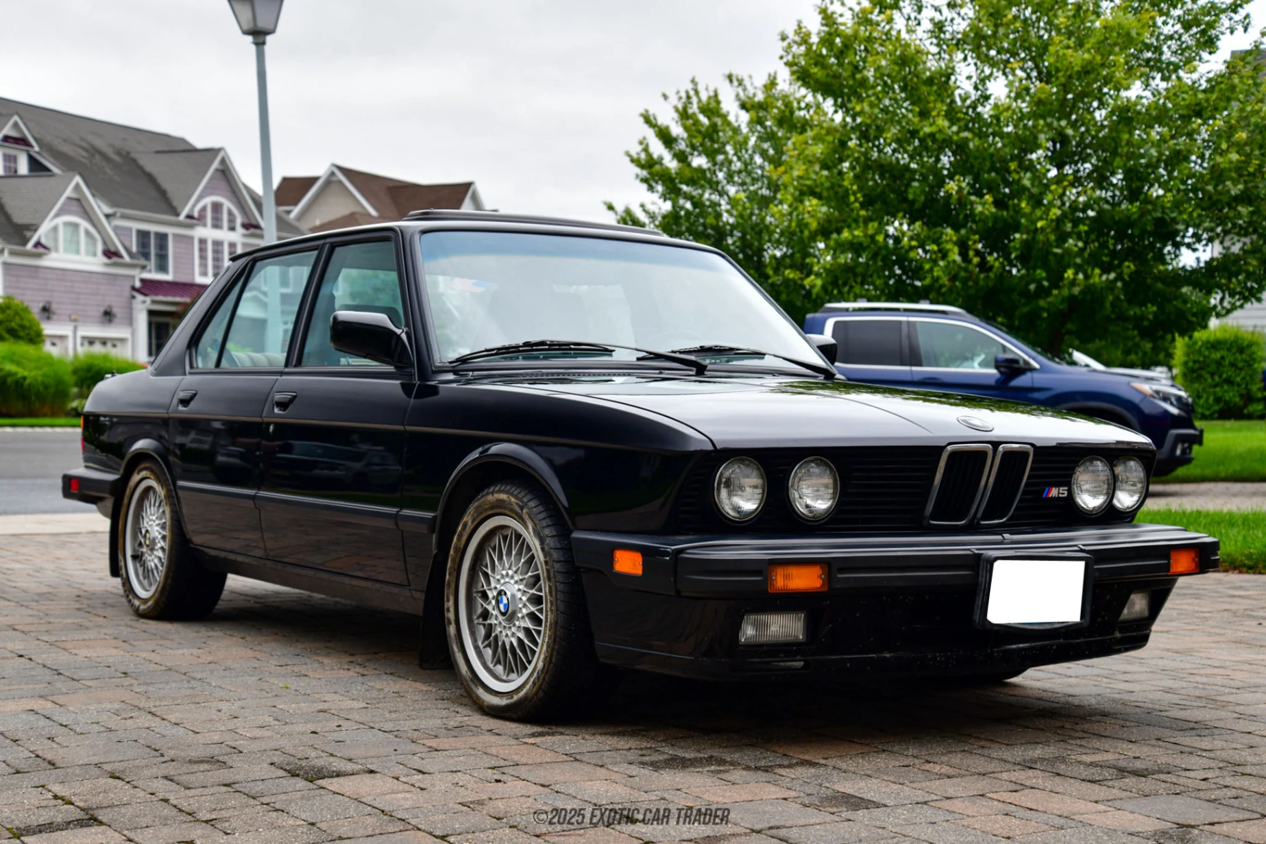 1988 BMW M5 - Overview Photo