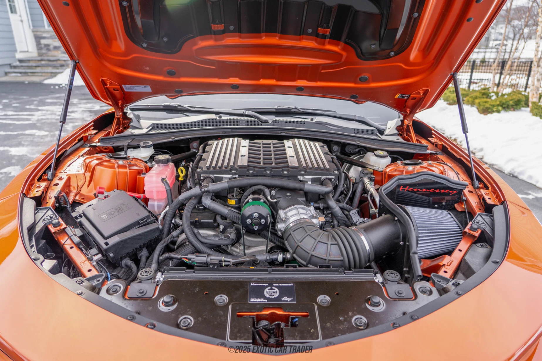 2022 Chevrolet Camaro - Engine Photo