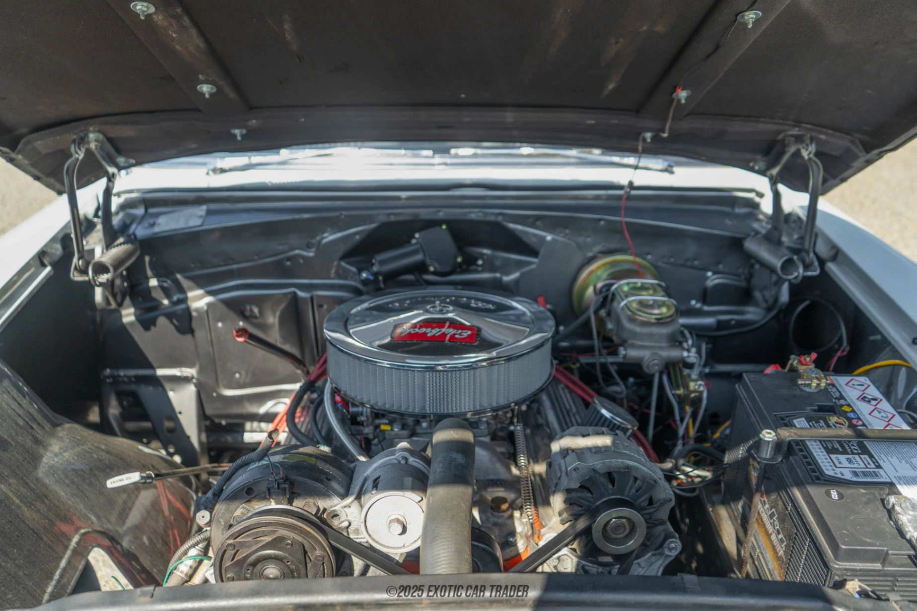 1956 Pontiac Star Chief - Engine Photo
