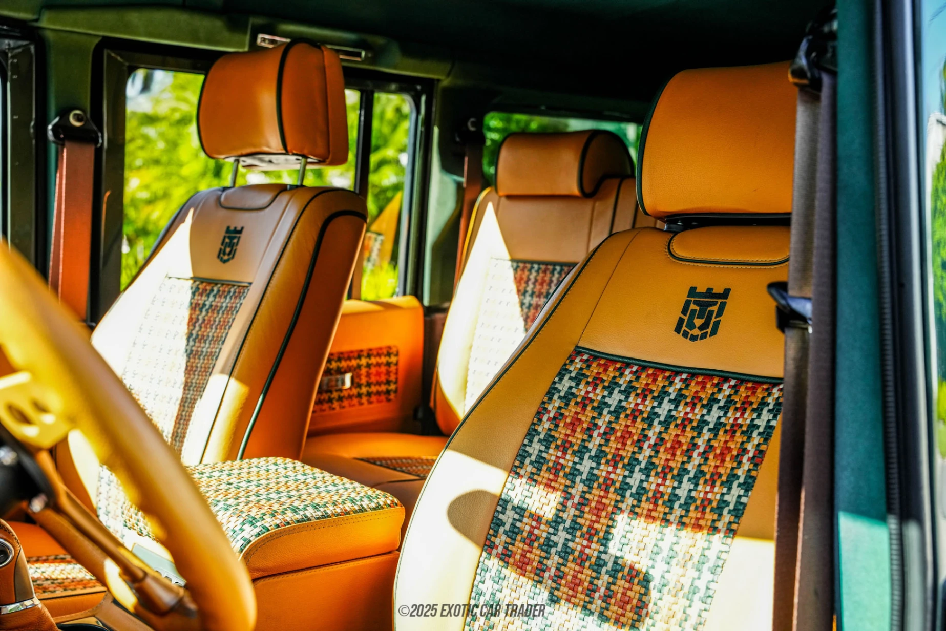 1989 Land Rover Defender 110 - Interior Photo