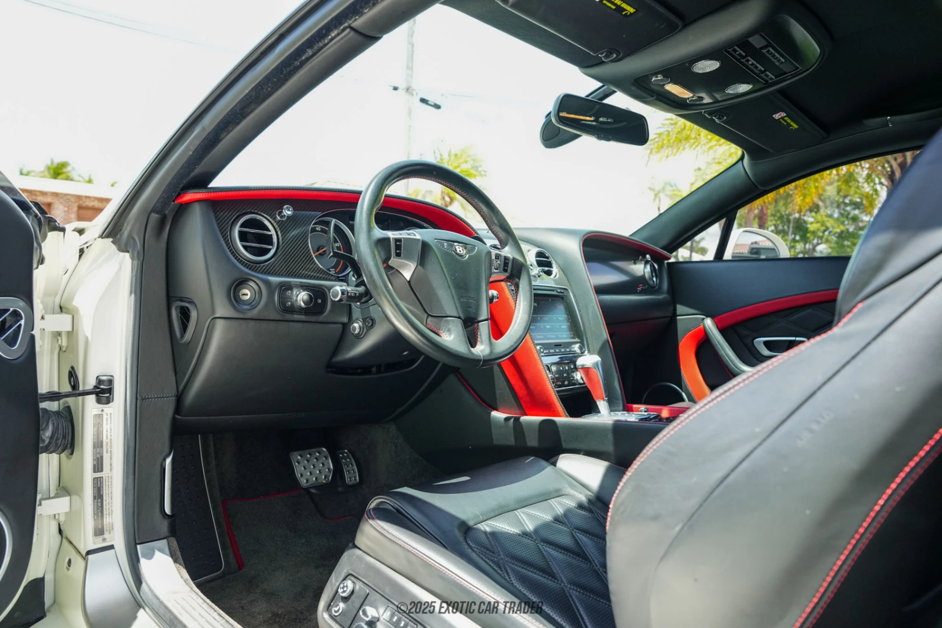 2015 Bentley Continental - Interior Photo