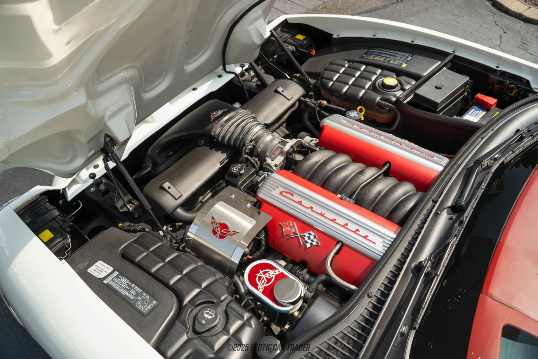 2004 Chevrolet Corvette - Engine Photo