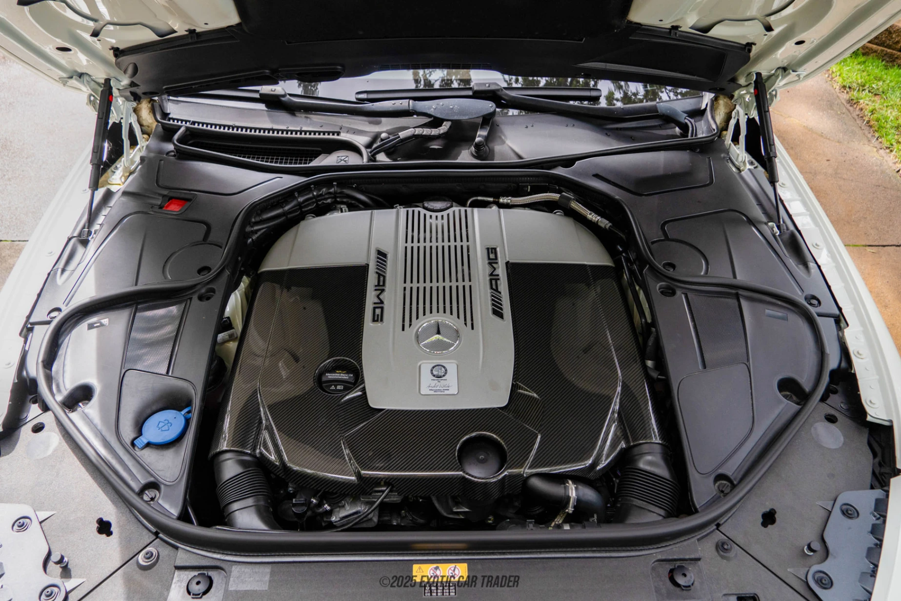 2017 Mercedes-Benz S65 AMG - Engine Photo