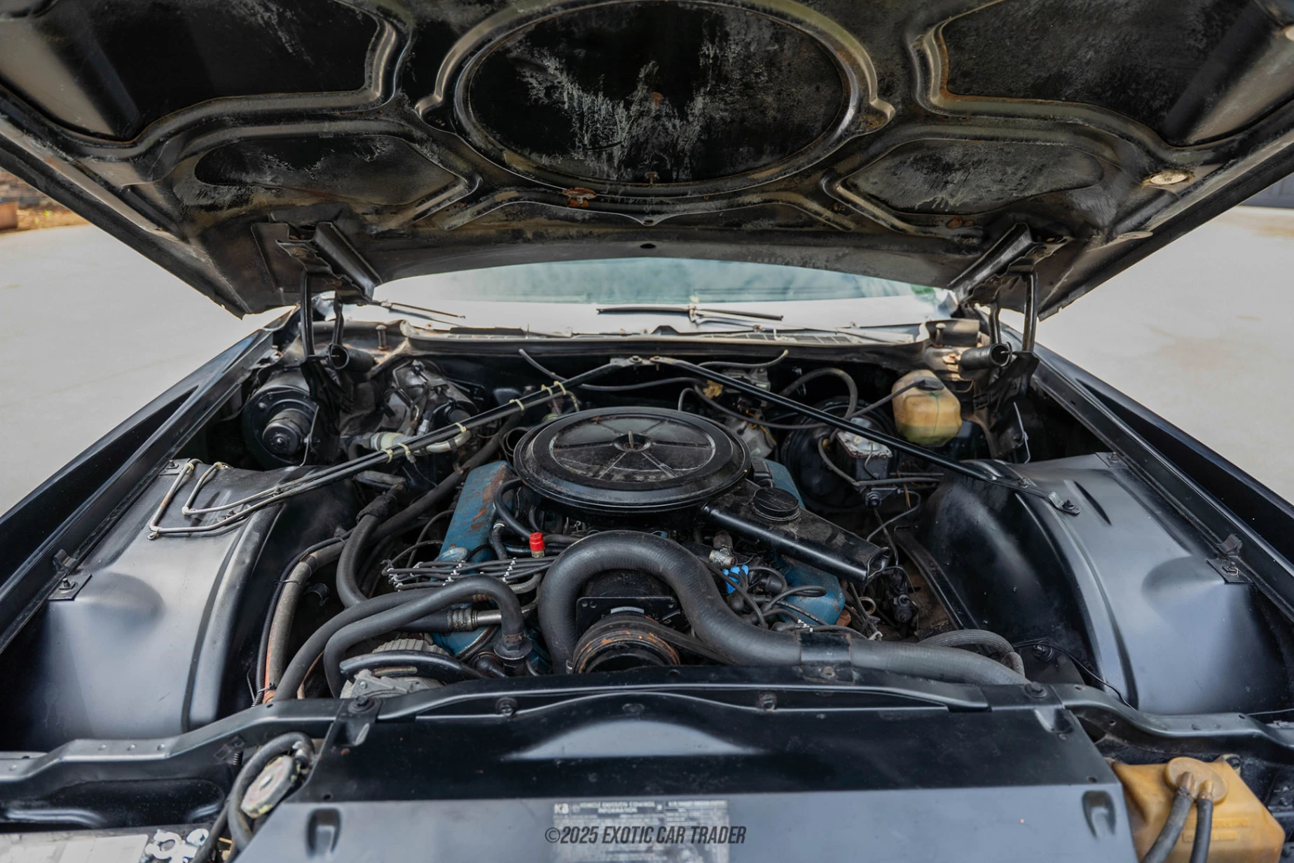 1971 Cadillac Eldorado - Engine Photo