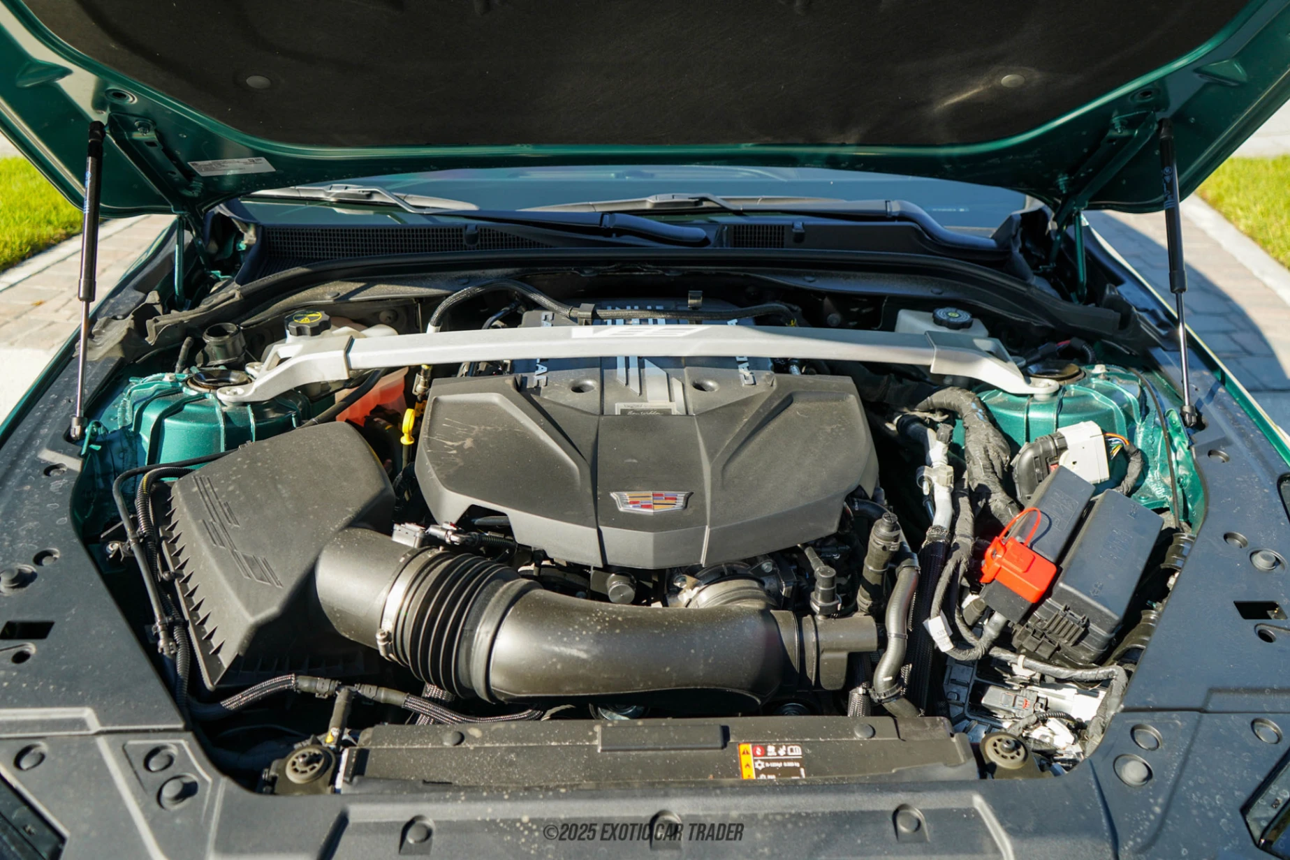 2025 Cadillac CT5-V - Engine Photo