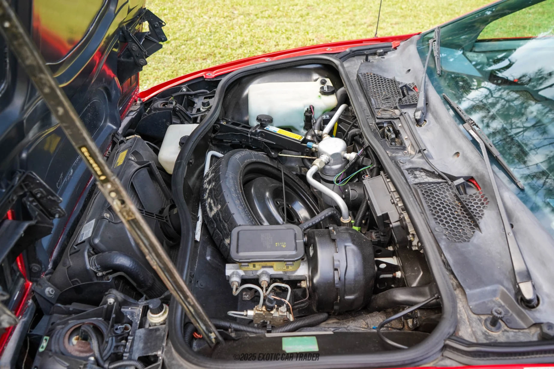 1988 Pontiac Fiero - Engine Photo