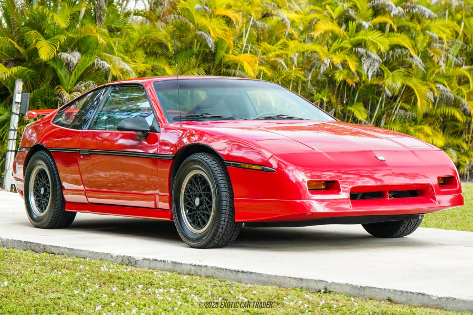 1988 Pontiac Fiero - Overview Photo