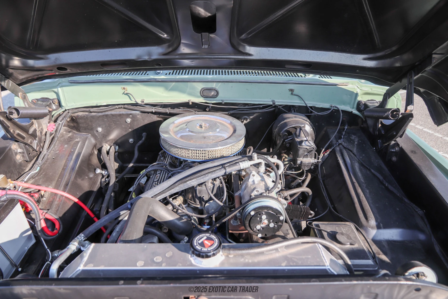 1972 Ford F-100 - Engine Photo