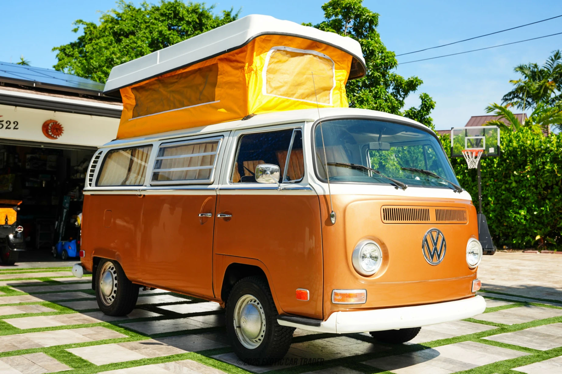 1971 Volkswagen Westfalia - Overview Photo