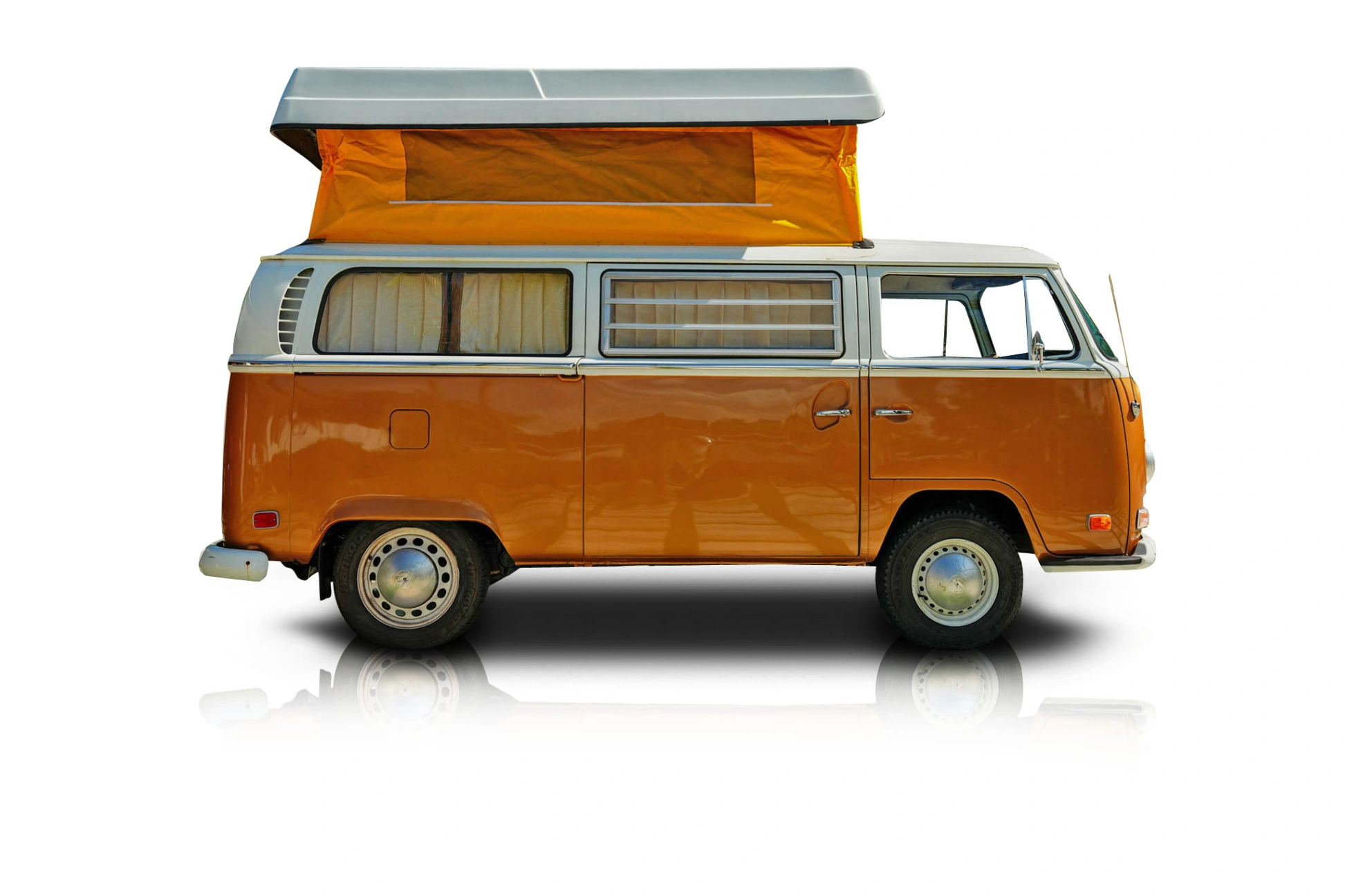 1971 Volkswagen Westfalia - Passenger side