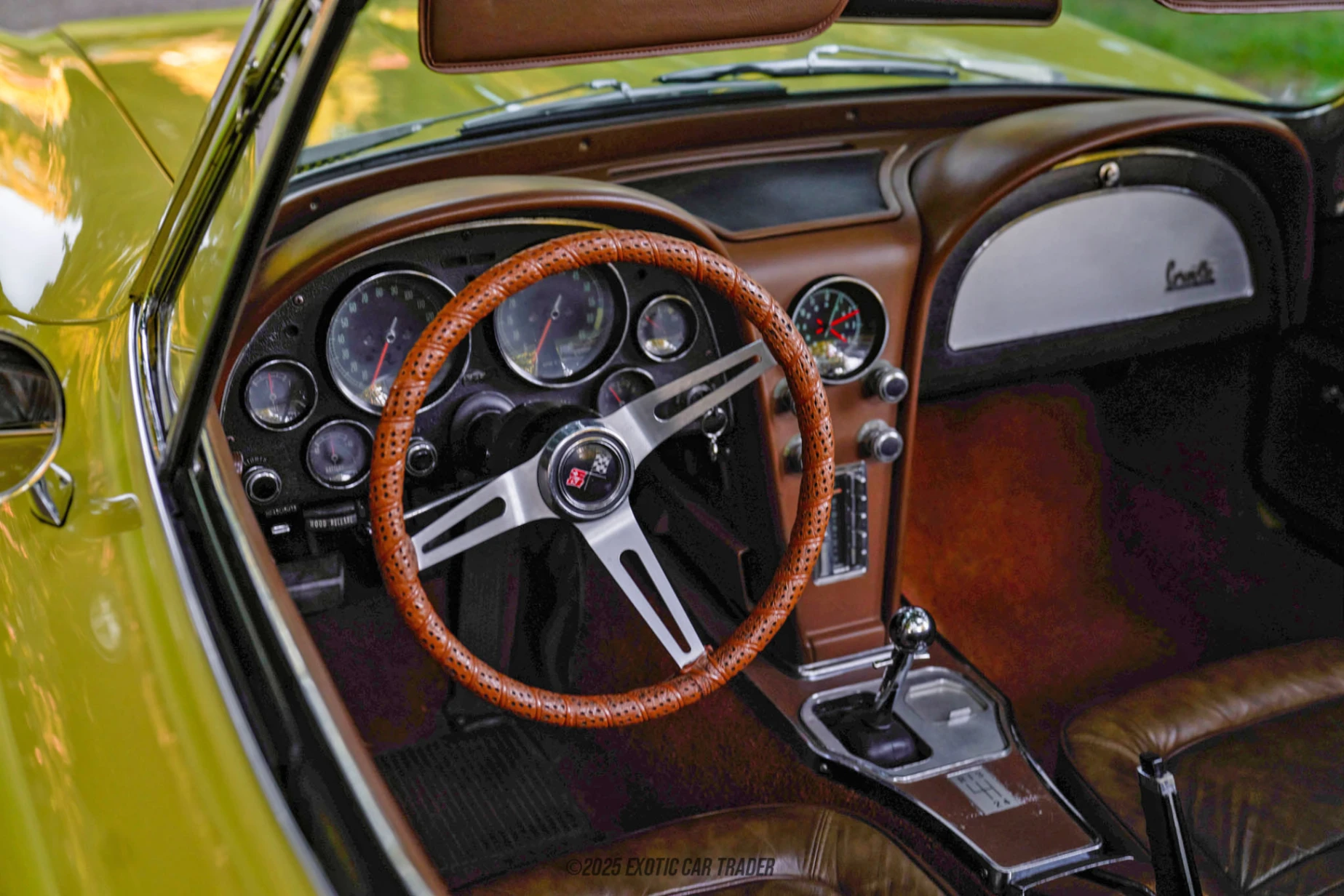 Chevrolet Corvette Chevrolet Corvette - Interior