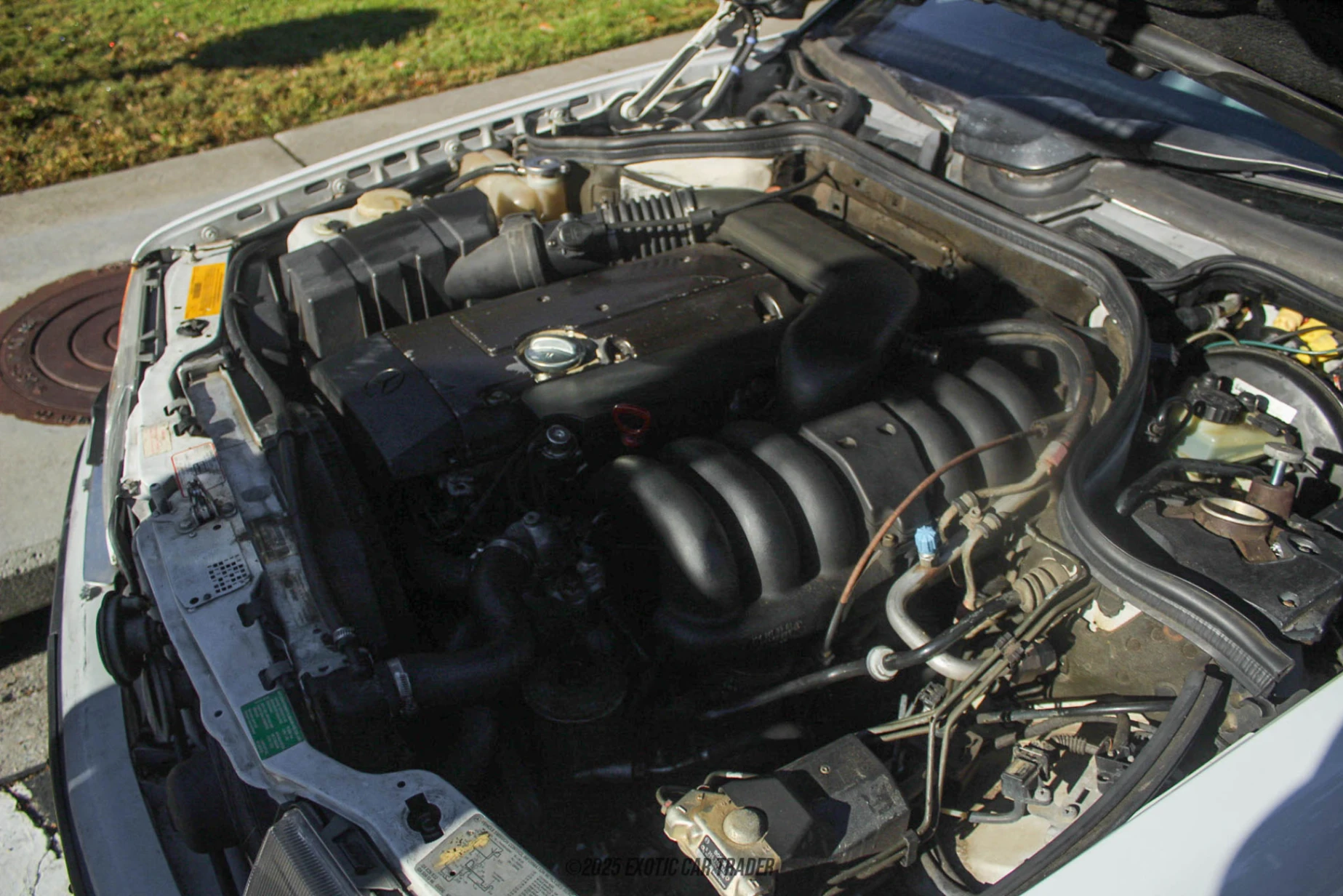 1993 Mercedes-Benz 300CE - Engine Photo