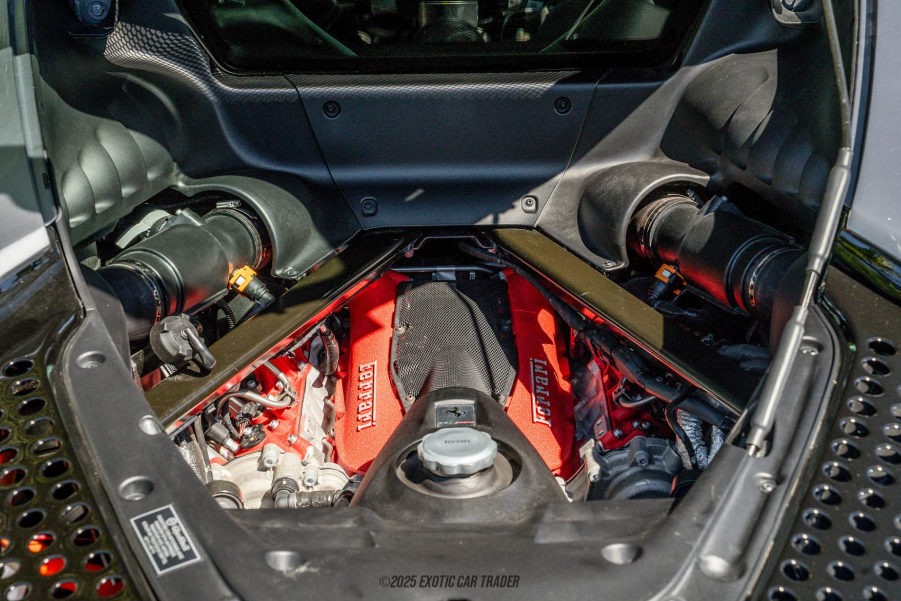 2023 Ferrari SF90 - Engine Photo