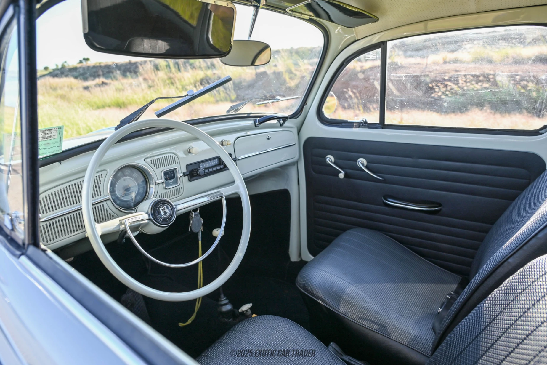 1962 Volkswagen Beetle - Interior Photo