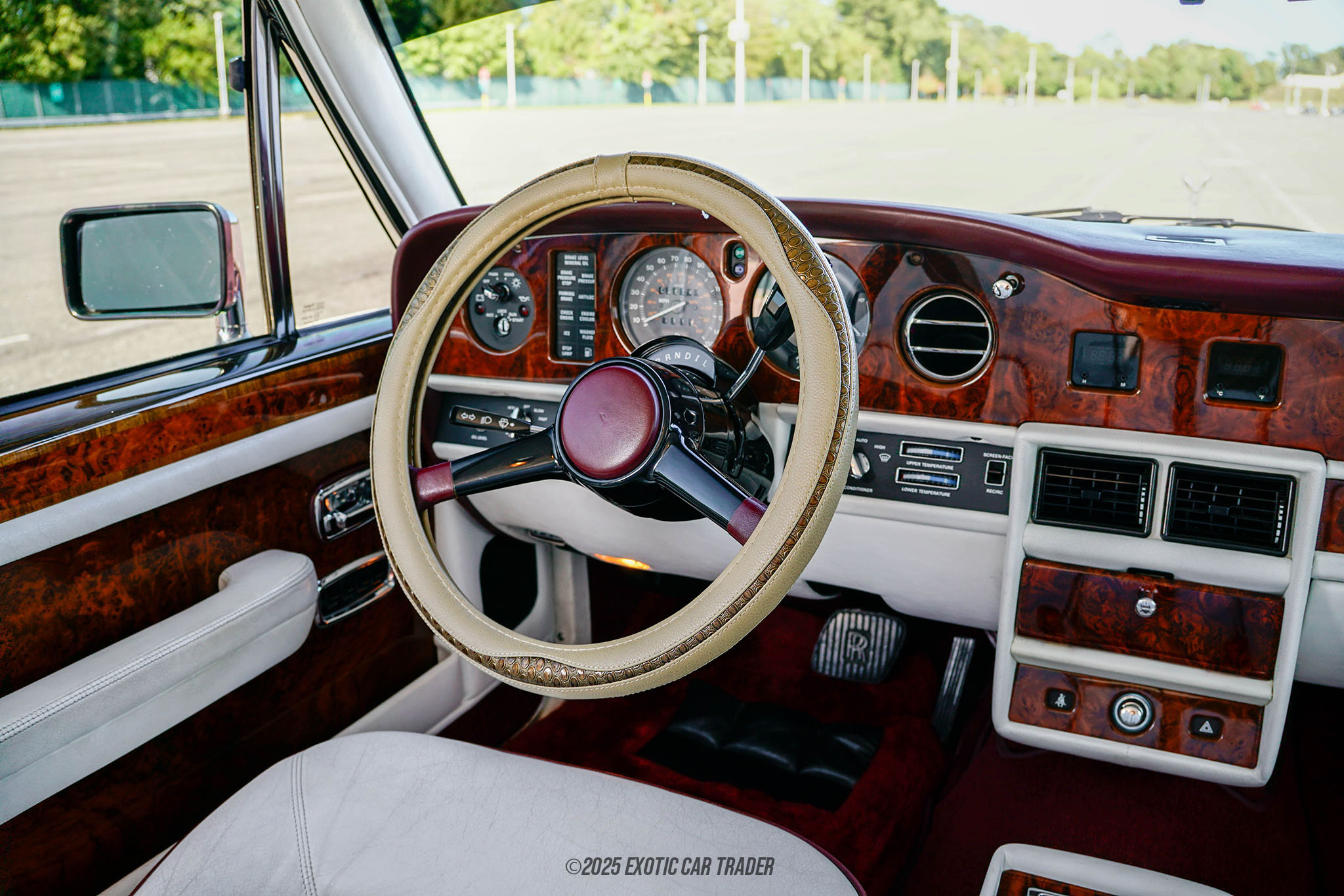 Rolls-Royce Silver Spirit Rolls-Royce Silver Spirit - Interior