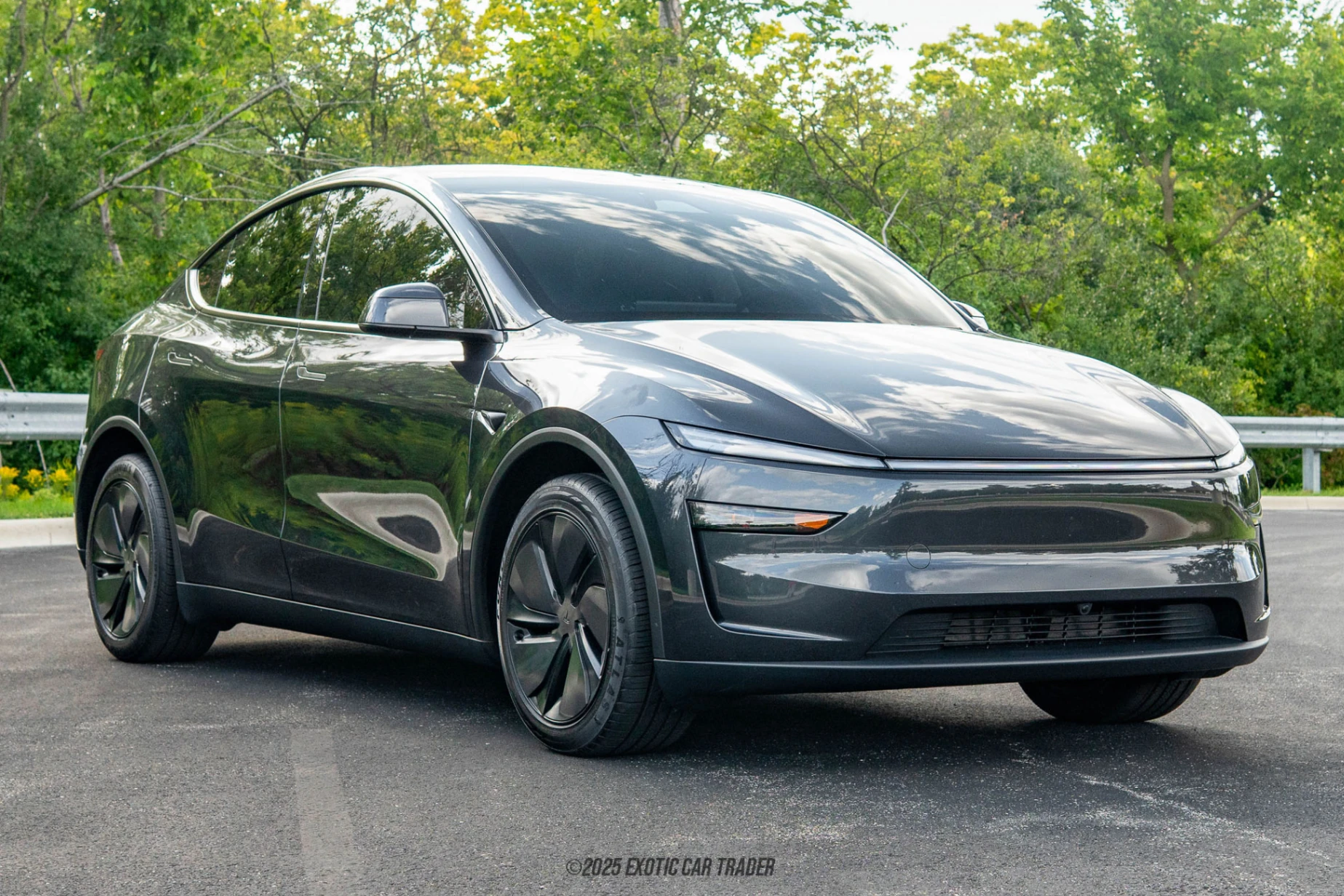 2026 Tesla Model Y - Overview Photo