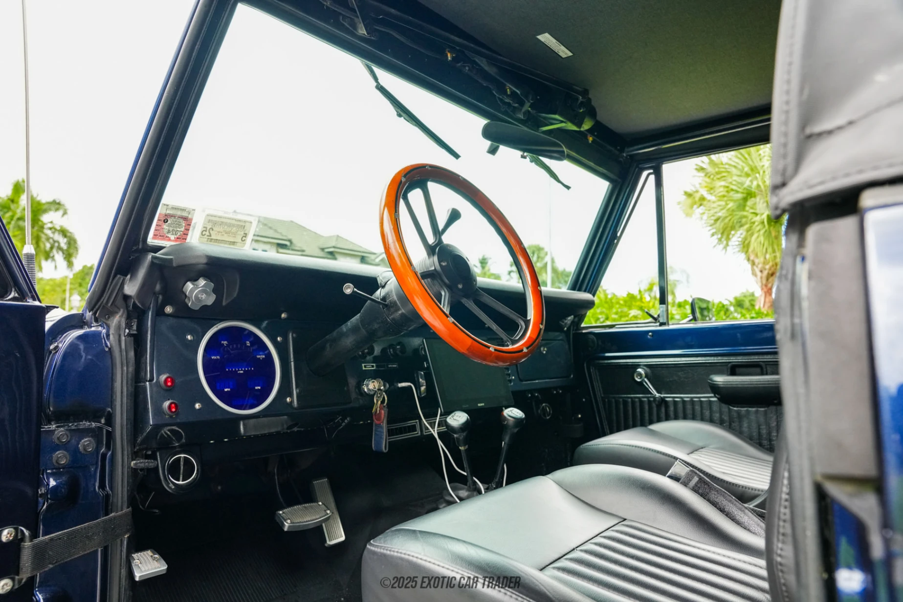 Ford Bronco Ford Bronco - Interior