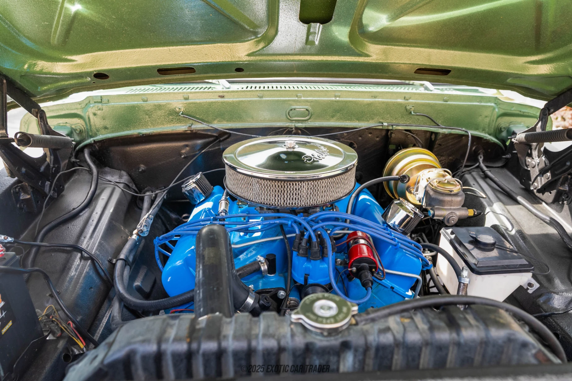 1972 Ford F-100 - Engine Photo