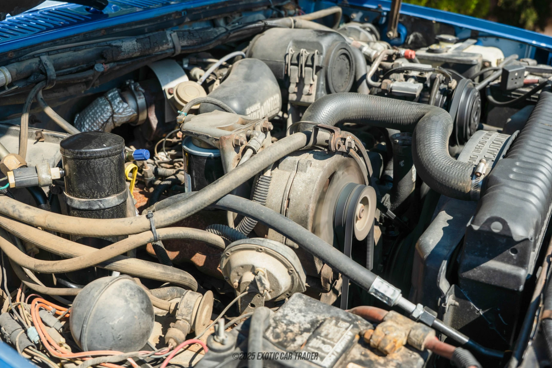 1985 Ford F-350 - Engine Photo