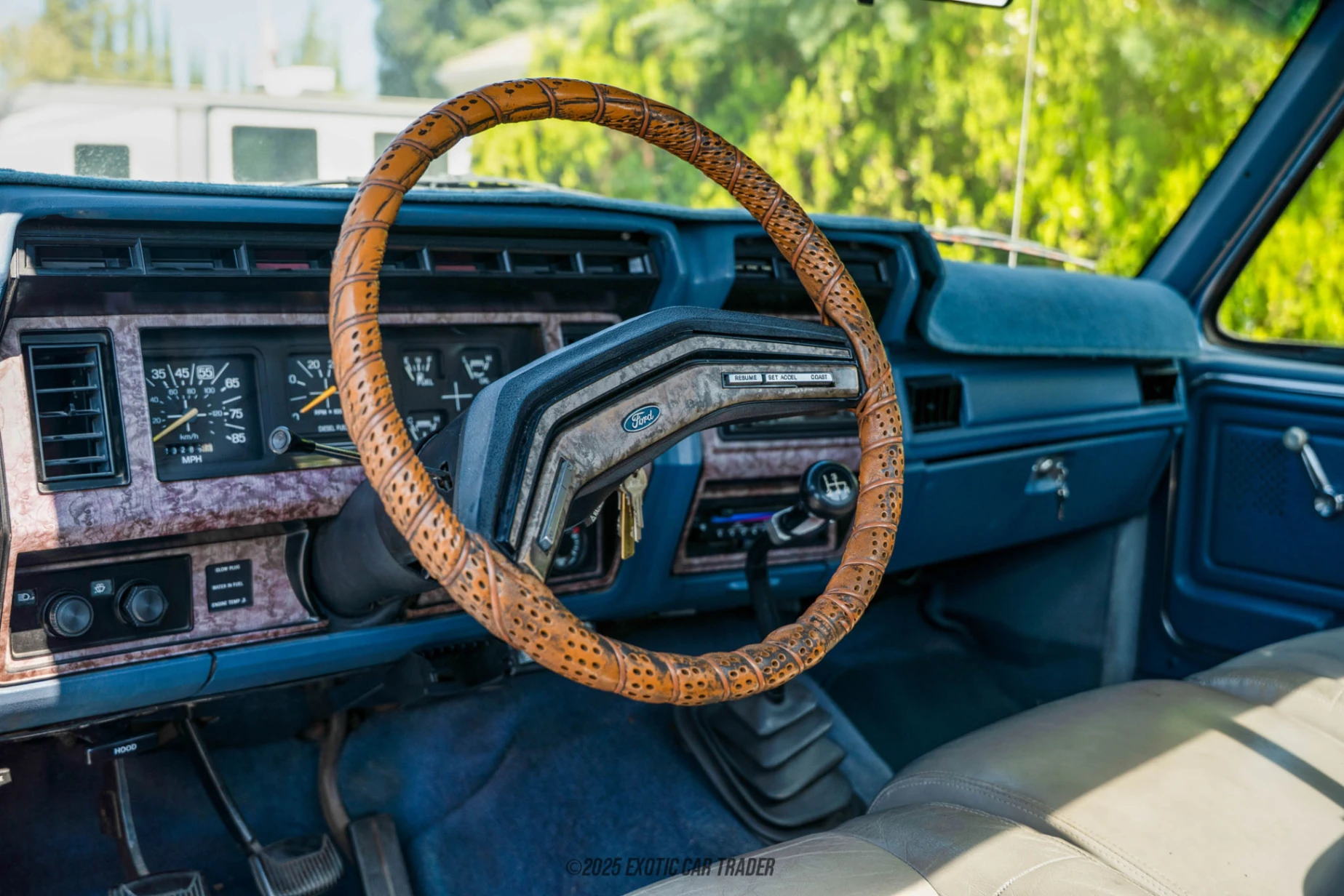 1985 Ford F-350 - Interior Photo