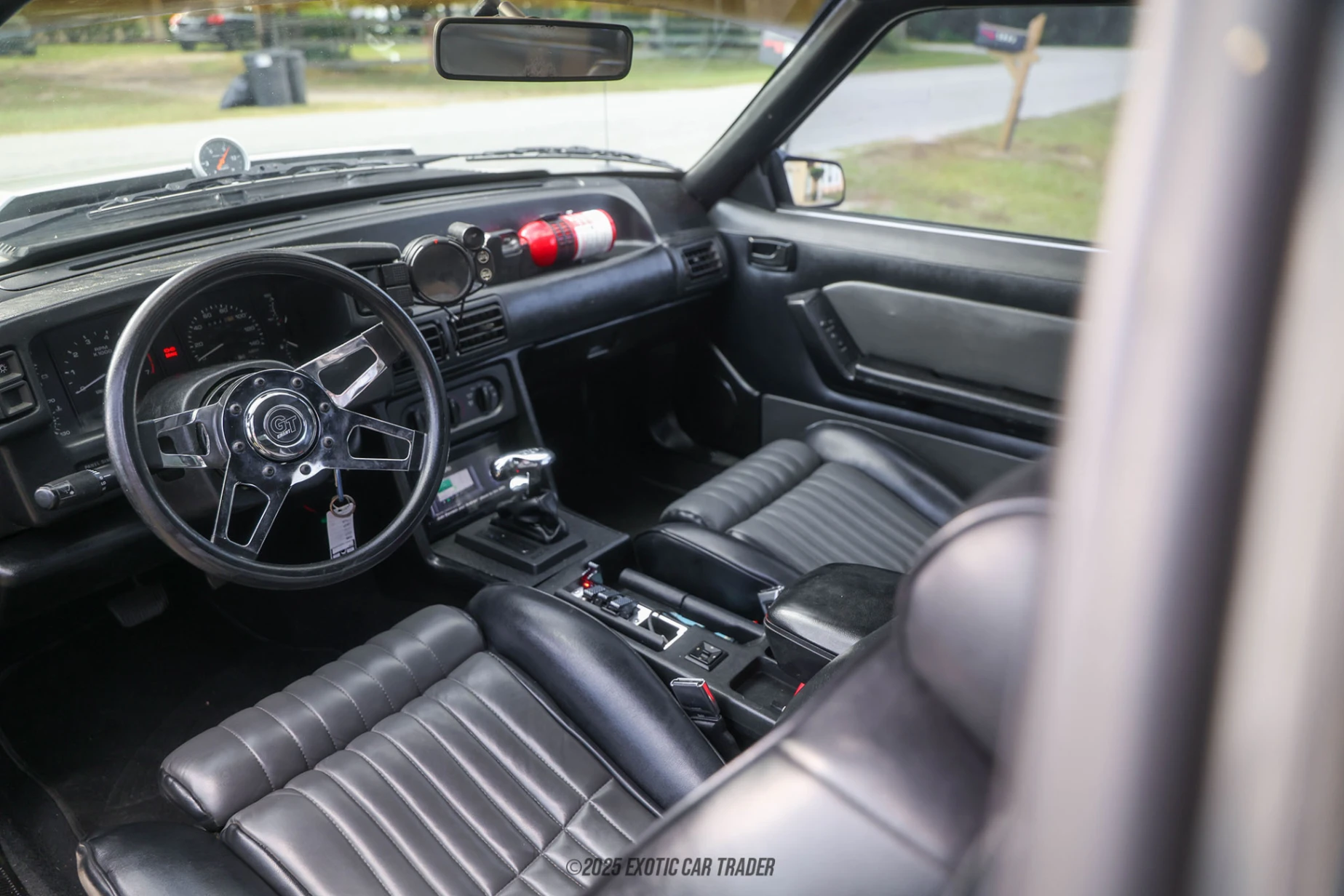 1990 Ford Mustang - Interior Photo