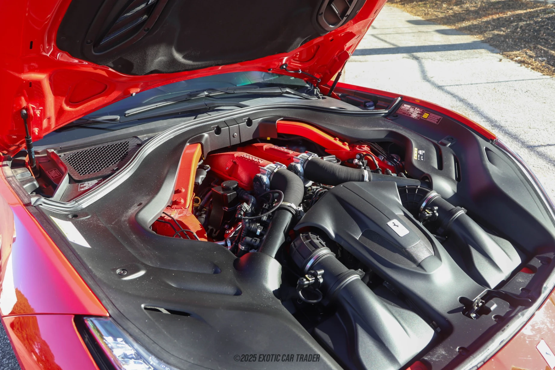 2019 Ferrari Portofino - Engine Photo
