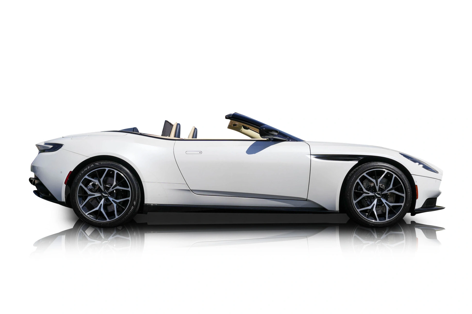 2019 Aston Martin DB11 - Passenger side