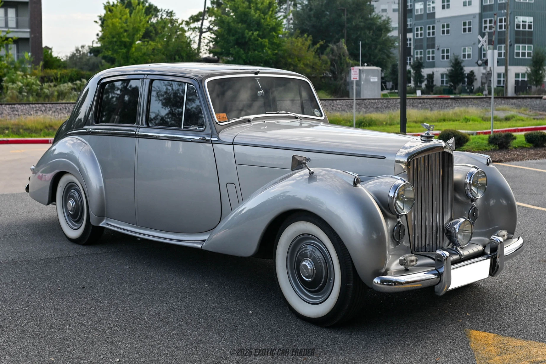 1952 Bentley R-Type - Overview Photo