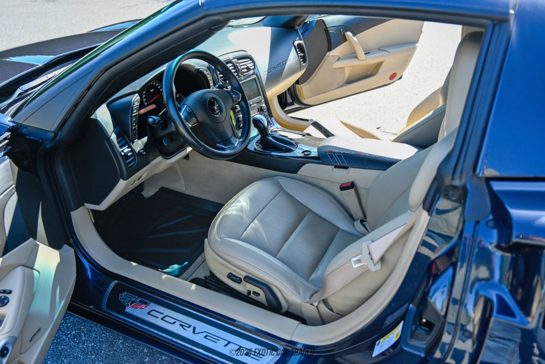 2013 Chevrolet Corvette - Interior Photo