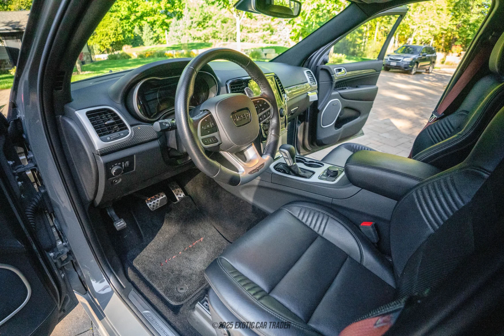 2020 Jeep Grand Cherokee - Interior Photo