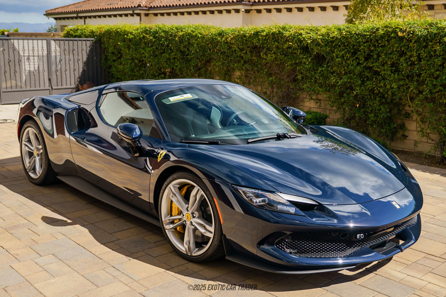 2025 Ferrari 296 GTS - Overview Photo
