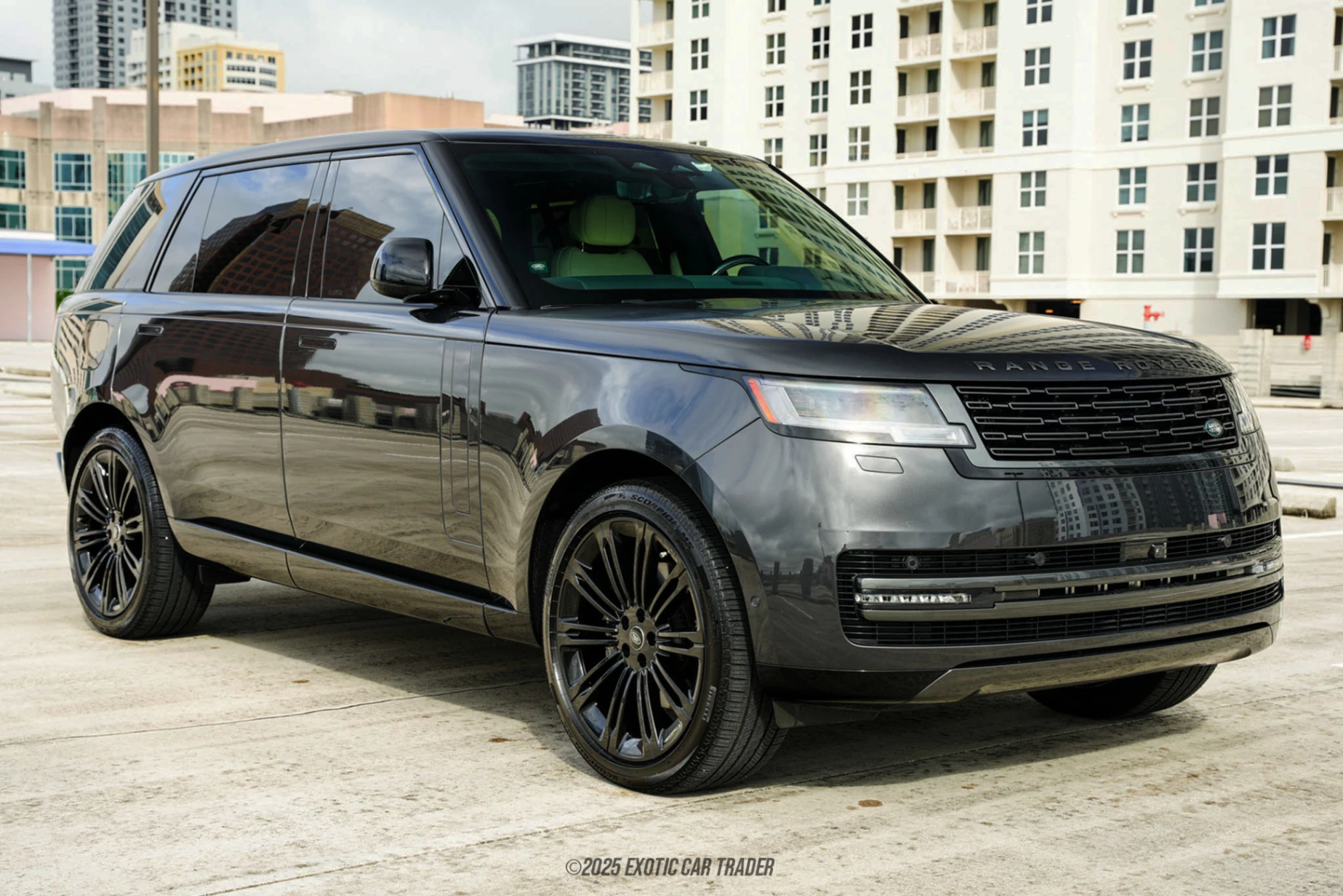 2025 Land Rover Range Rover - Overview Photo