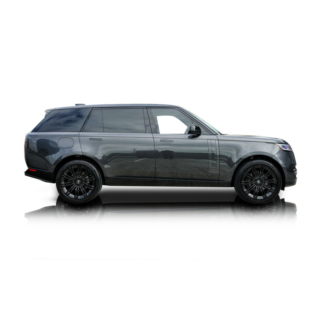 2025 Land Rover Range Rover - Passenger side