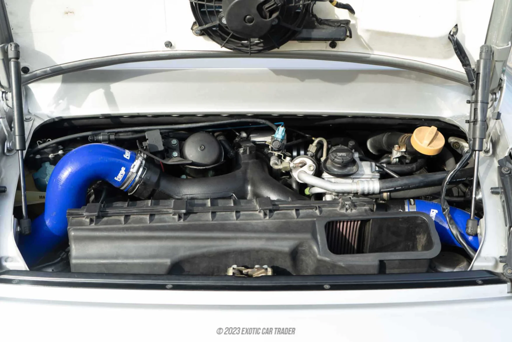 2001 Porsche 911 - Engine Photo