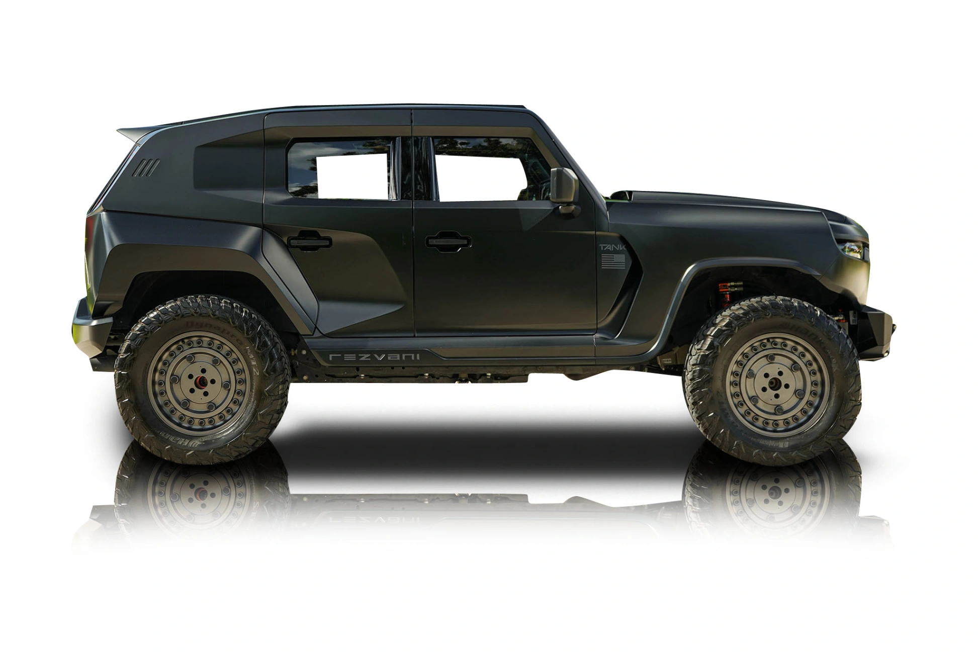 An incredible side shot photo of a Rezvani Motors Tank that you should buy.