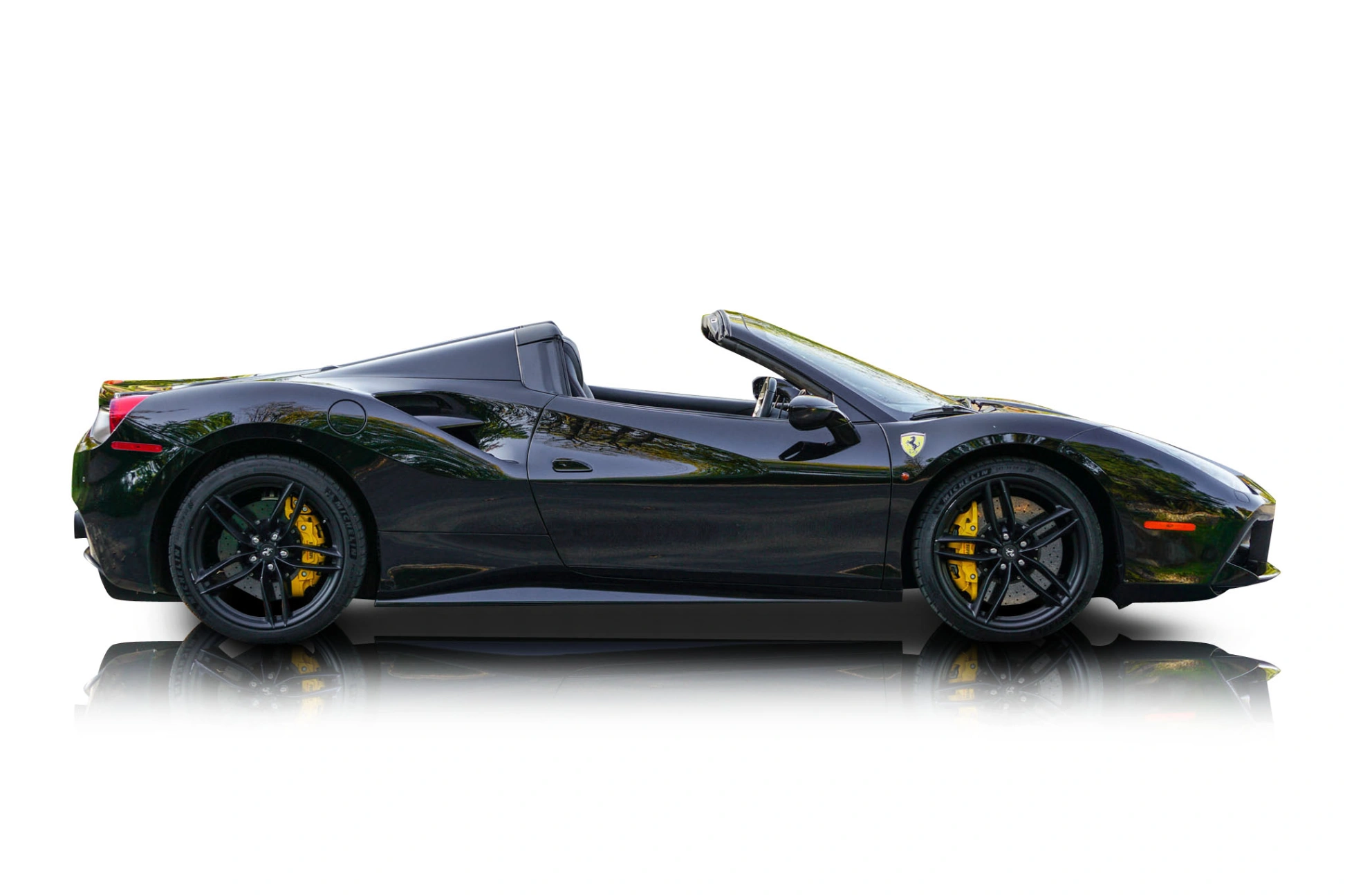 2018 Ferrari 488 Spider - Passenger side