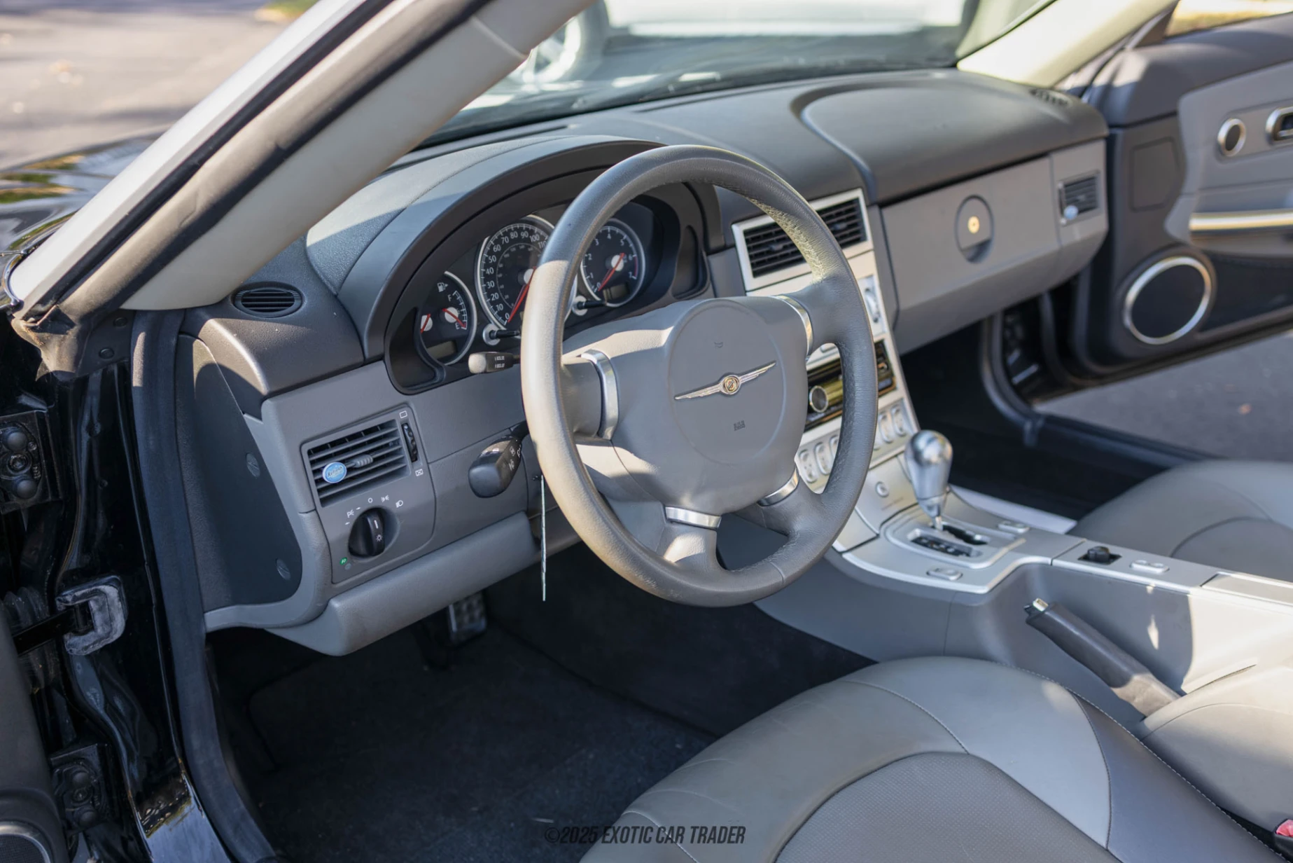 2006 Chrysler Crossfire - Interior Photo