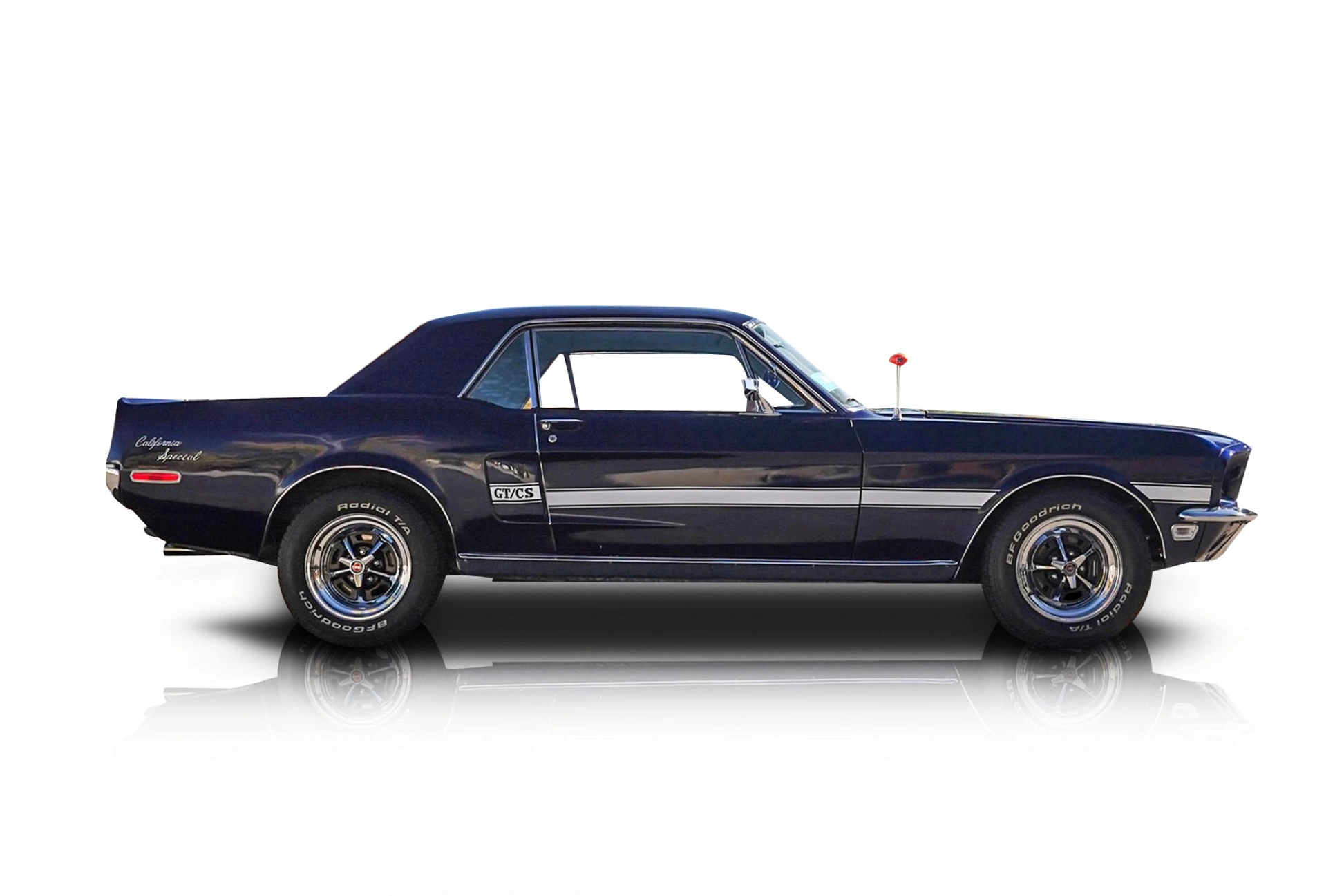 An incredible side shot photo of a Ford Mustang that you should buy.