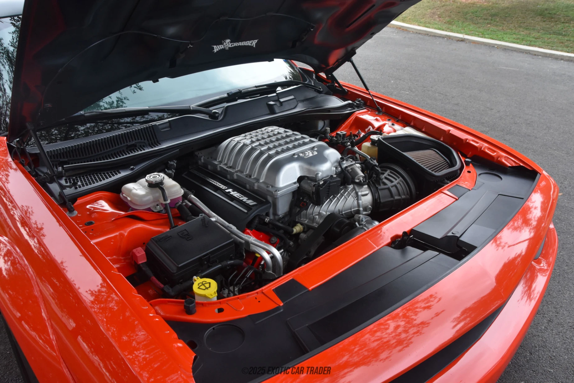 2018 Dodge Challenger - Engine Photo