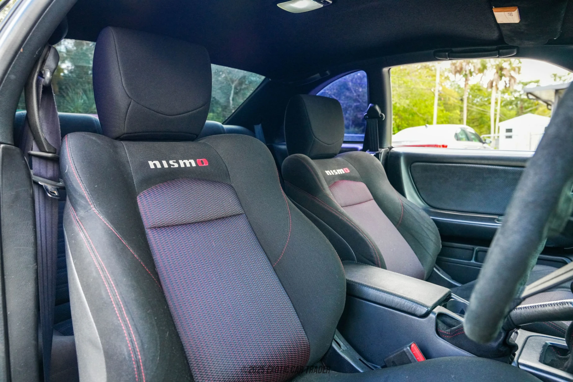 1995 Nissan Skyline - Interior Photo