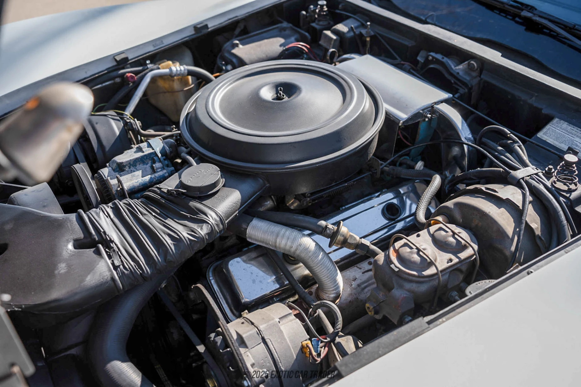 1977 Chevrolet Corvette - Engine Photo
