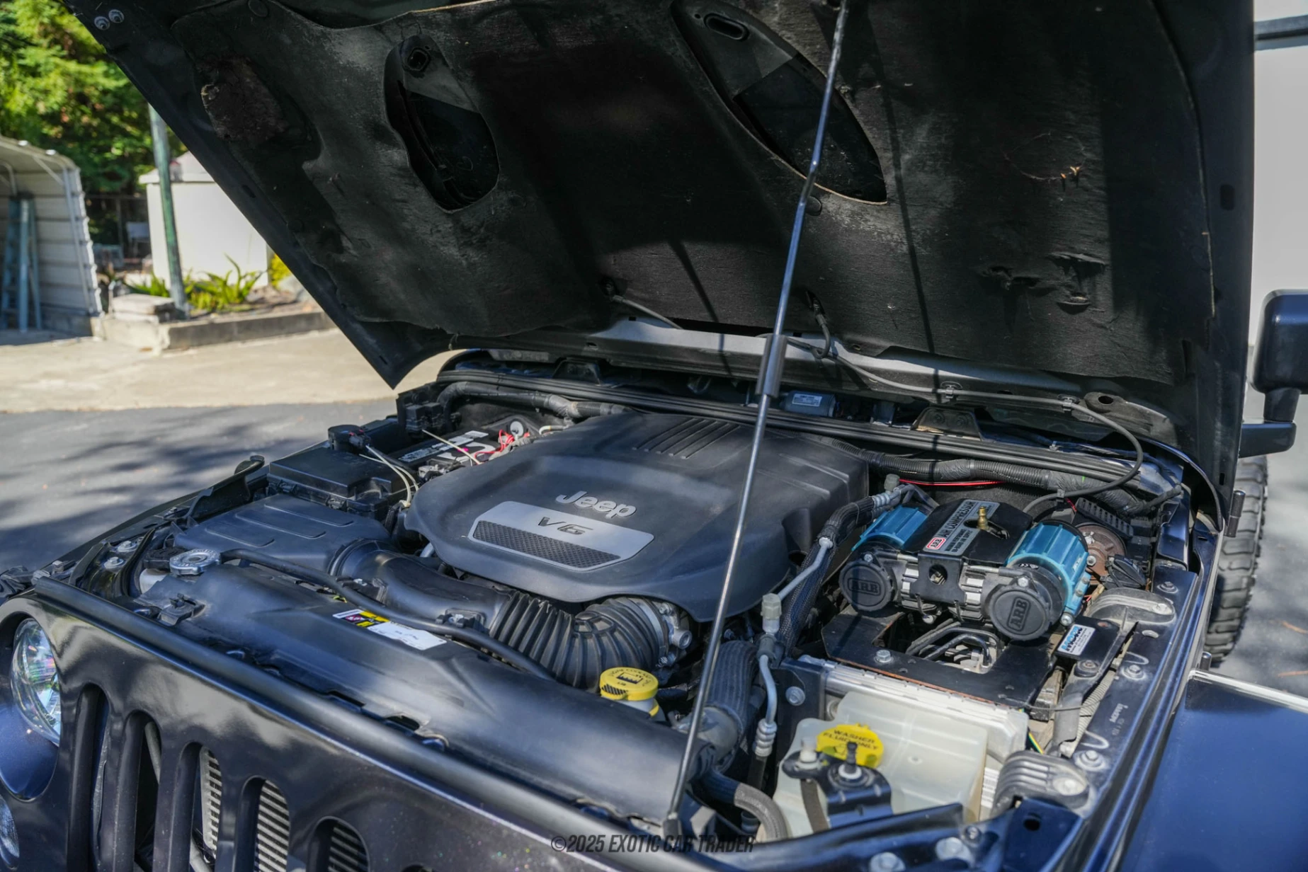 2016 Jeep Wrangler - Engine Photo