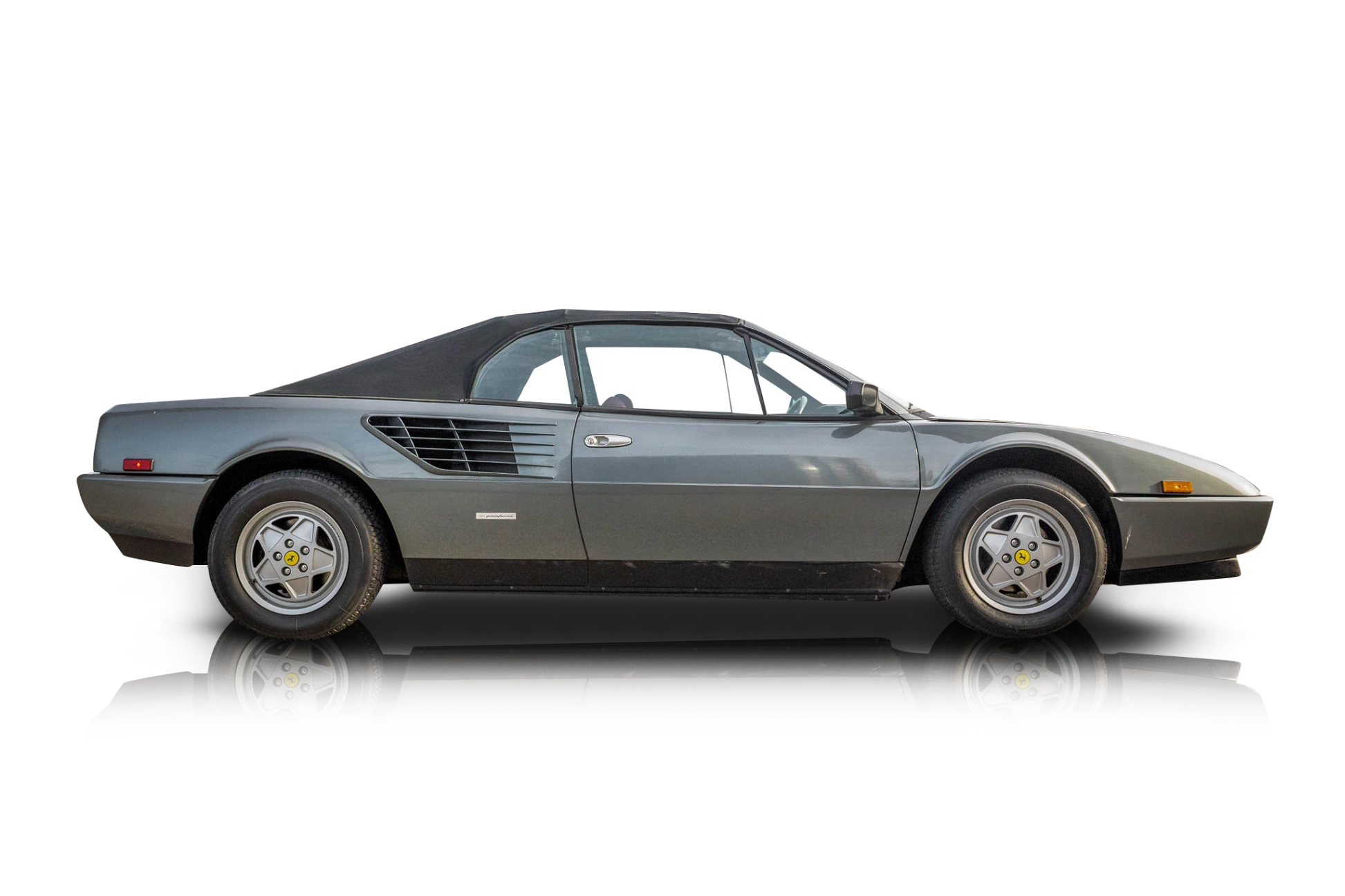 1986 Ferrari Mondial - Passenger side
